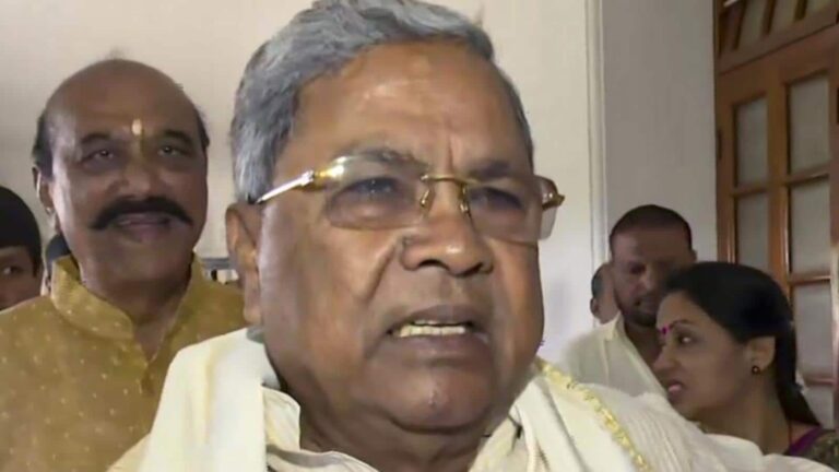 Siddaramaiah says wouldn’t resign, dismisses charges against him as conspiracy | Latest News India