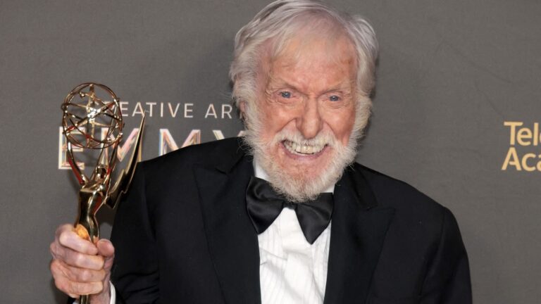 Dick Van Dyke, 98, is thankful he ‘won’t be around’ to ‘experience’ four years of Trump administration | Hollywood