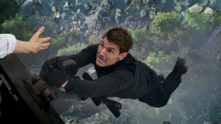 Tom Cruise, famous for doing all his stunts himself, finally hired a body double for this job on Mission Impossible 8 | Hollywood